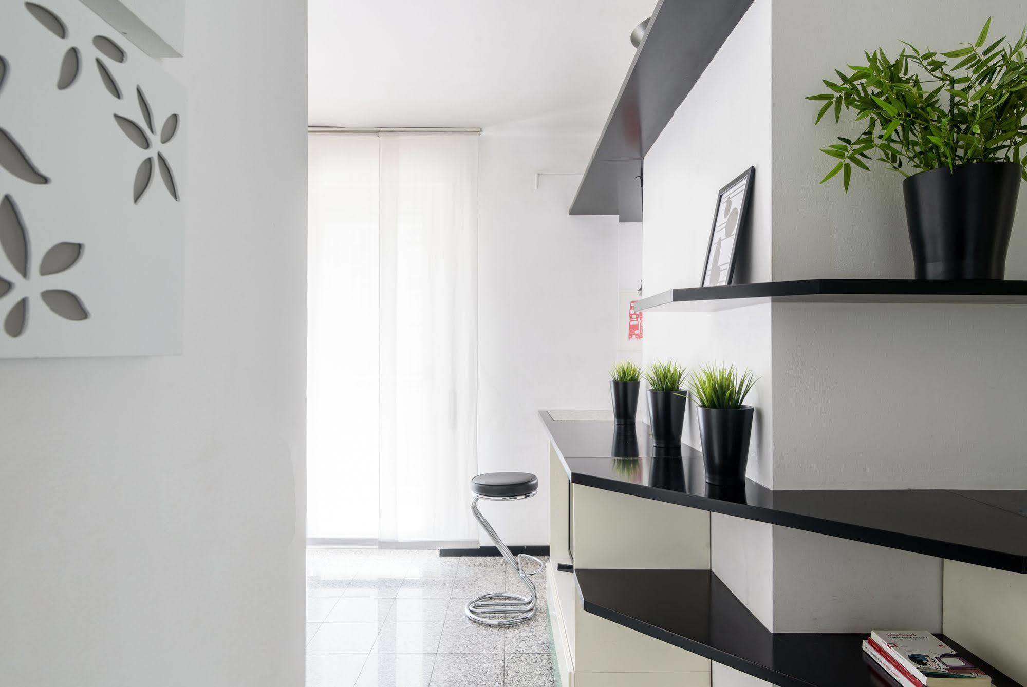 Alcuino Apartment Milan Exterior photo